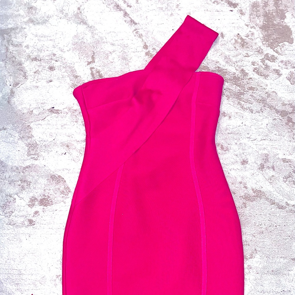 PINK BANDAGE DRESS - BeBe bandage dress - Size Medium